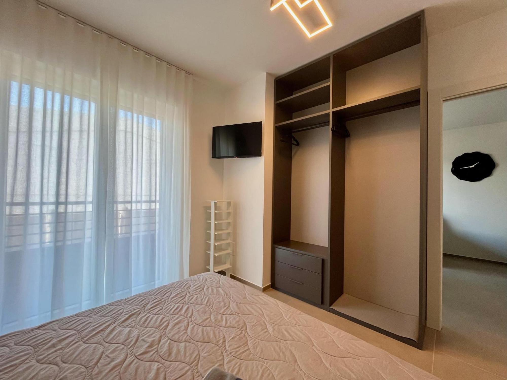 Seacity Suite & Stay โมโนโปลี ภายนอก รูปภาพ