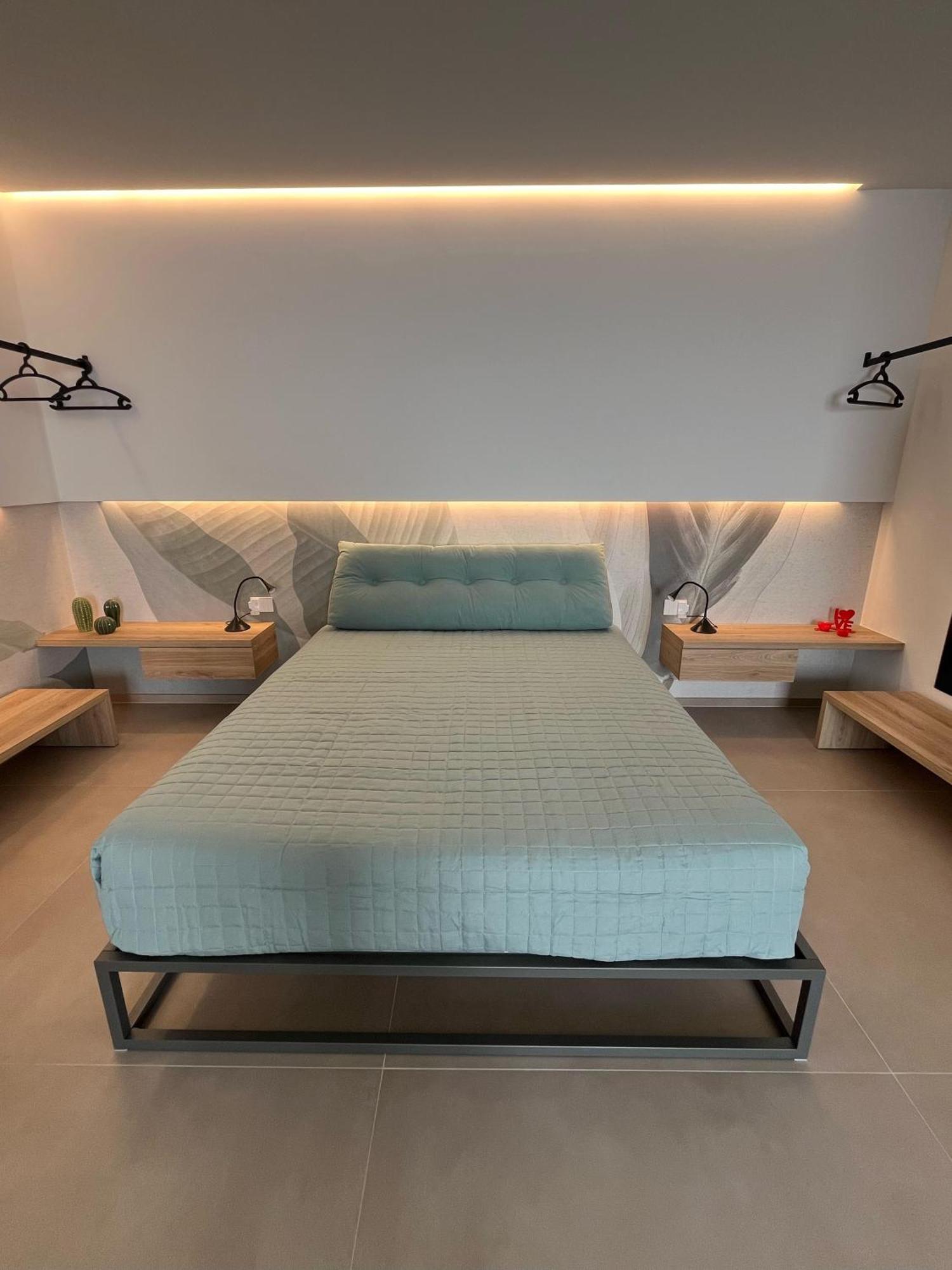 Seacity Suite & Stay โมโนโปลี ภายนอก รูปภาพ